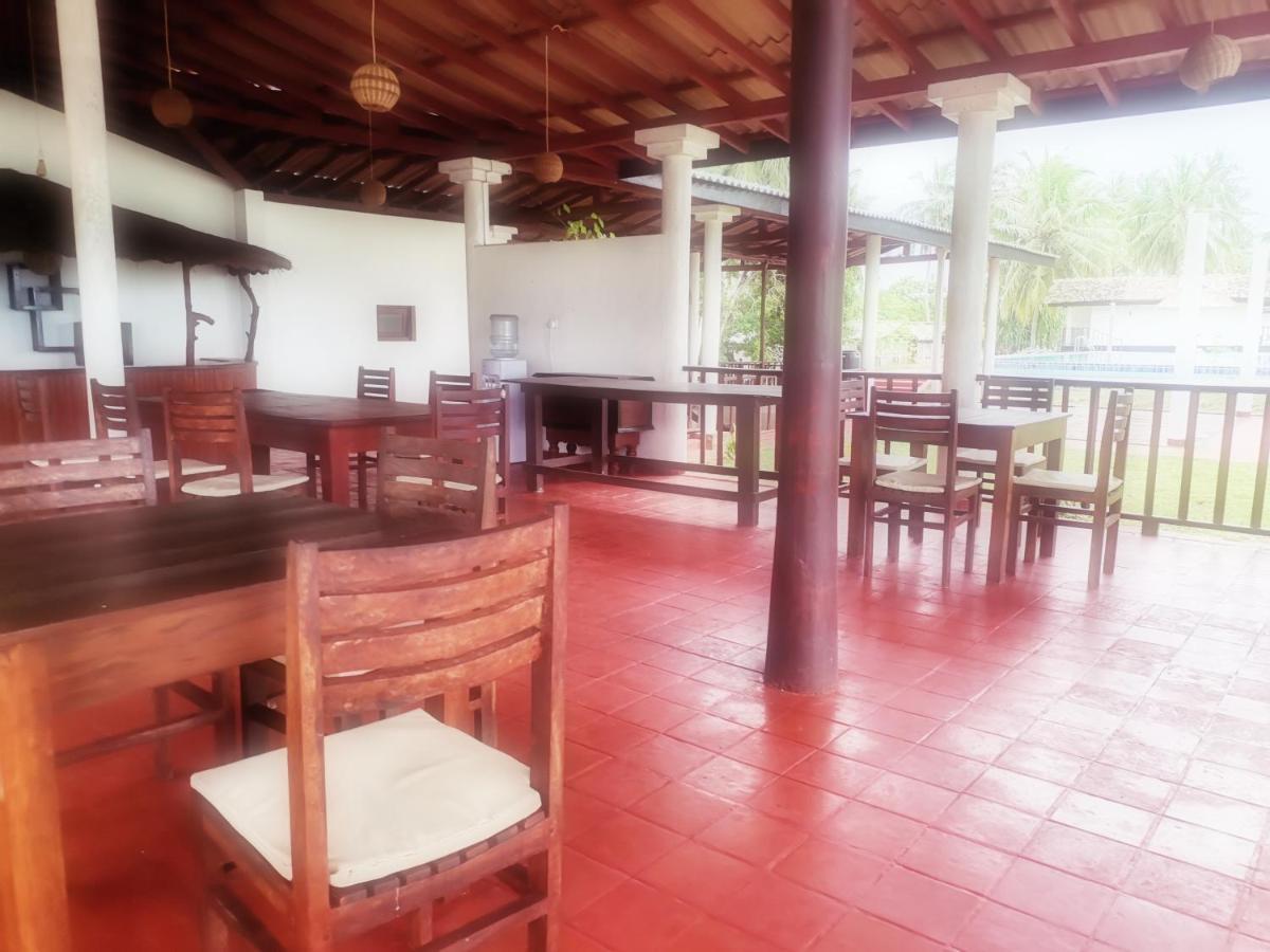 Helios Beach Resort تانجالي المظهر الخارجي الصورة