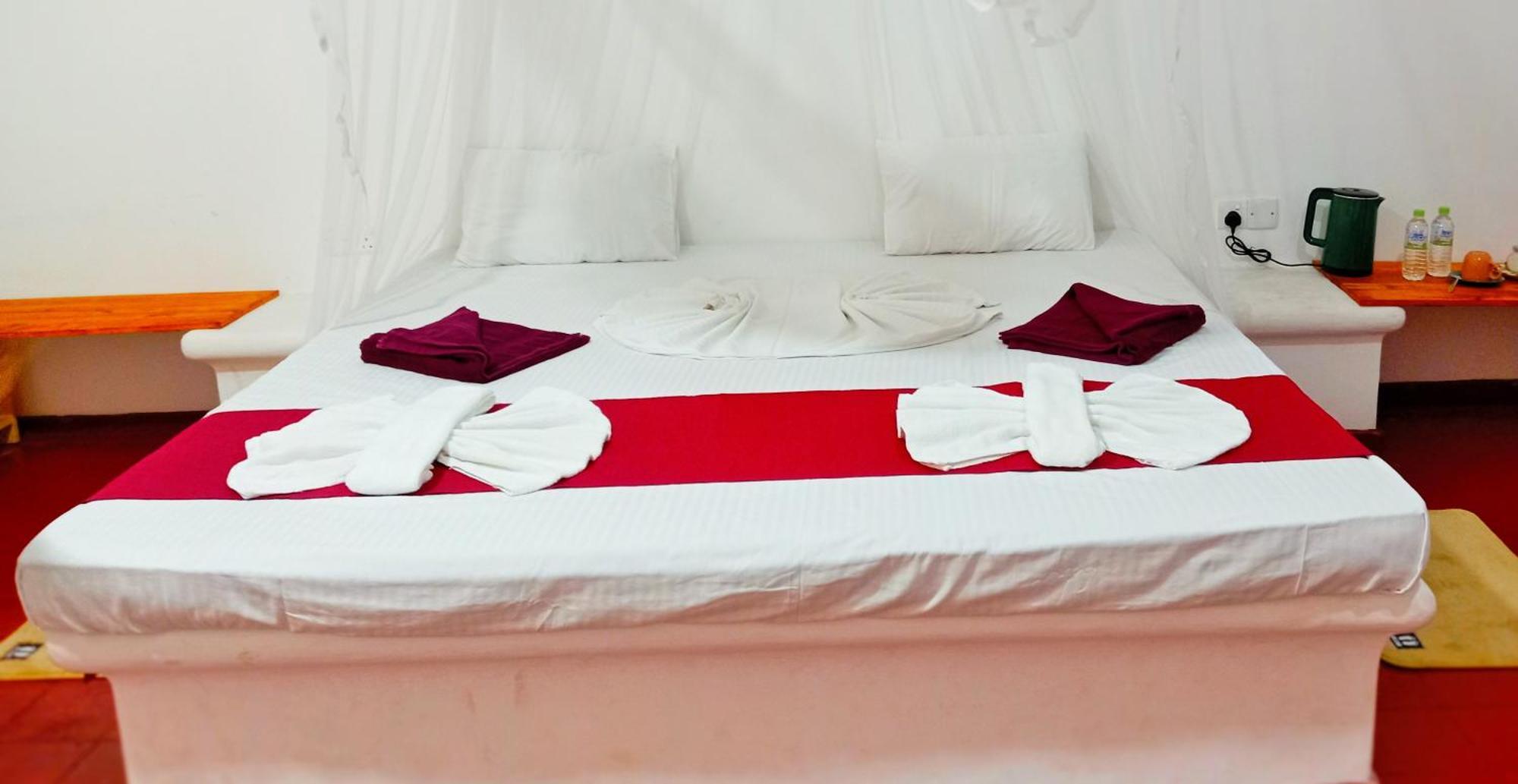 Helios Beach Resort تانجالي المظهر الخارجي الصورة